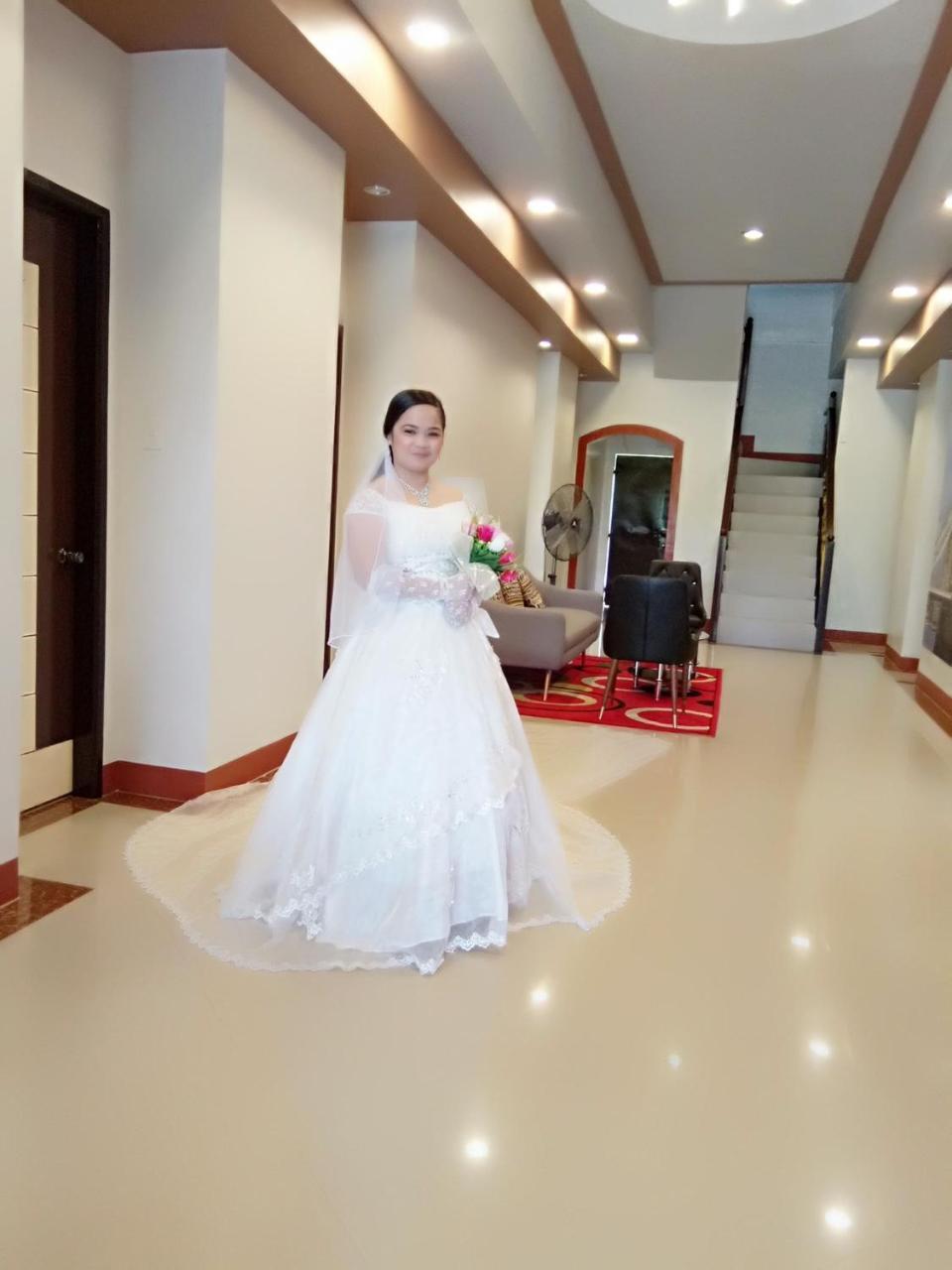Elizabeth Hotel - Naga Pili  Extérieur photo